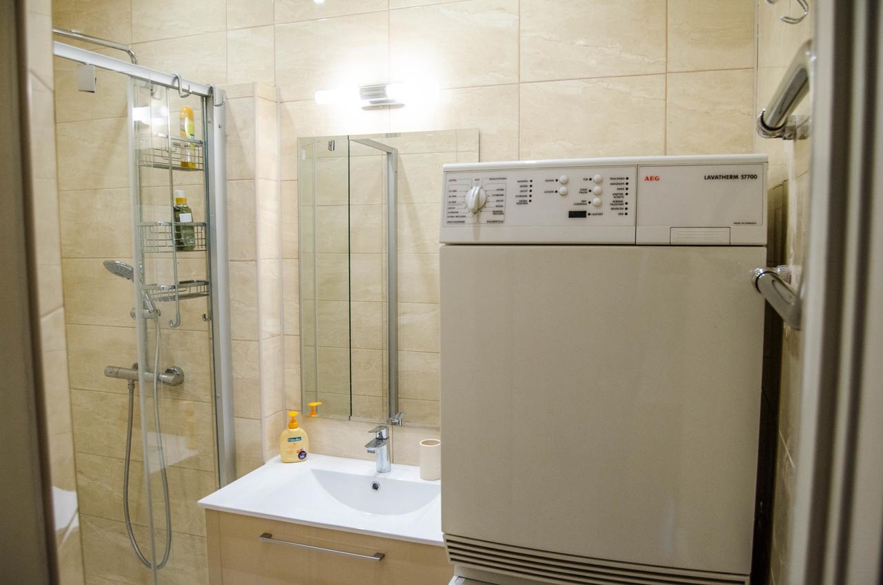 City Inn Riga Apartment Old Town Home With Parking 外观 照片