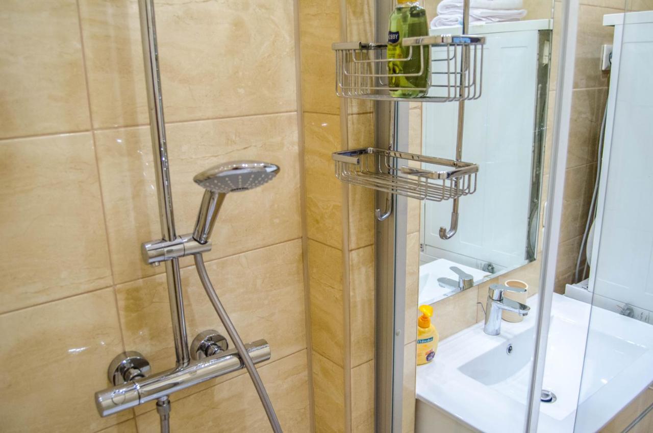 City Inn Riga Apartment Old Town Home With Parking 外观 照片